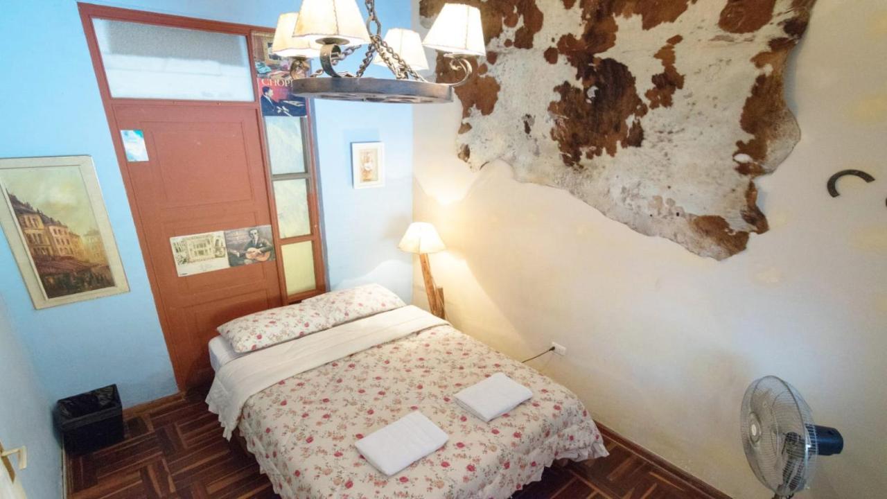 Beraja Family Hostel ลิมา ภายนอก รูปภาพ